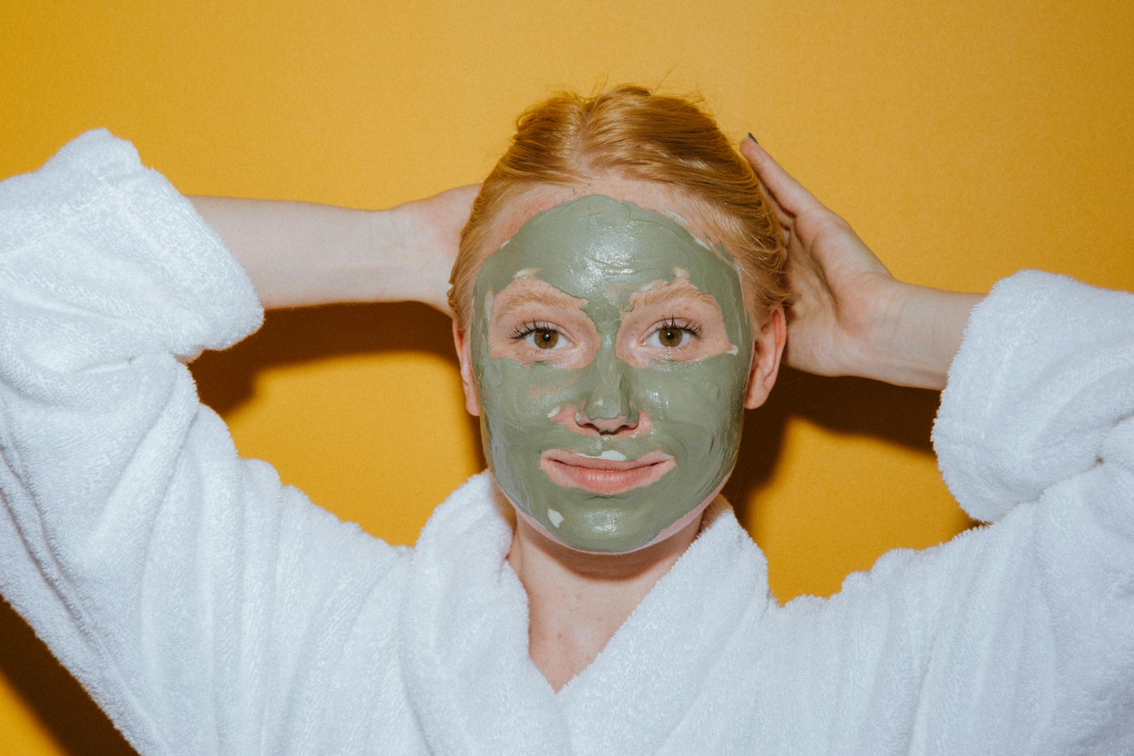 Foxtale De-Tan Face Mask – Clay Mask with Lactic Acid for Tan Removal and Instant Brightening"